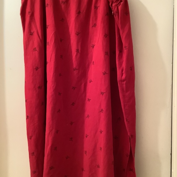 Plus size skirt 22W with embroidery detail, elasticized waistband + side zipper - Picture 4 of 8